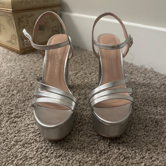 Silver Chinese Laundry Amella Platform Heels - Picture 4 of 5